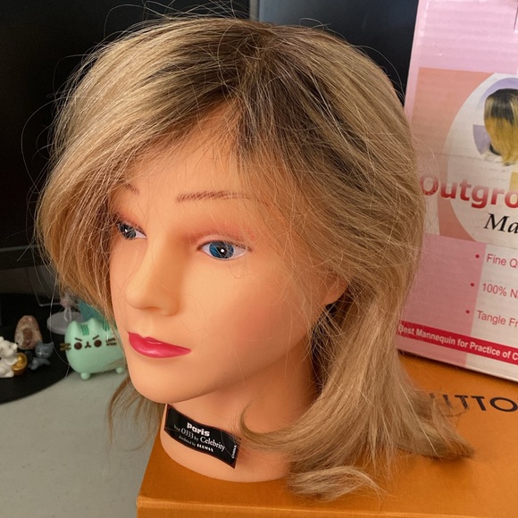 Practice Mannequin Head 100% Human Hair - Picture 5 of 10